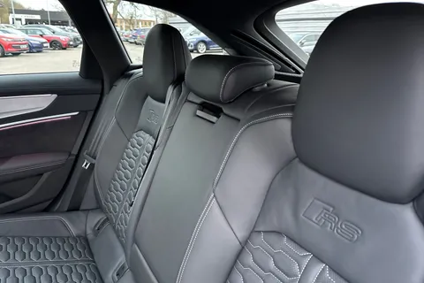 WG70WRF Audi RS 6 RS 6 TFSI Quattro 5dr Tiptronic Thumbnail #18