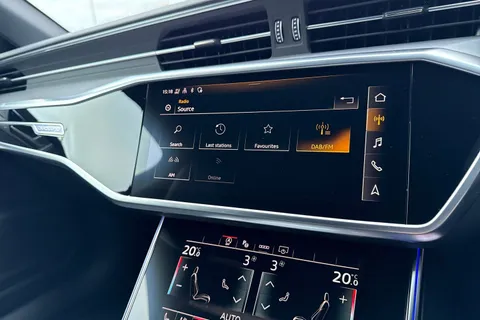 WG70WRF Audi RS 6 RS 6 TFSI Quattro 5dr Tiptronic Thumbnail #35