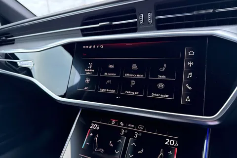 WG70WRF Audi RS 6 RS 6 TFSI Quattro 5dr Tiptronic Thumbnail #42