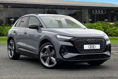  Audi Q4 e-tron 45 Black Edition Auto 5dr 82kWh Thumbnail #2