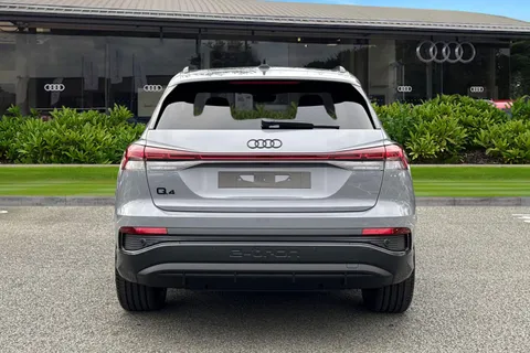  Audi Q4 e-tron 45 Black Edition Auto 5dr 82kWh Thumbnail #5