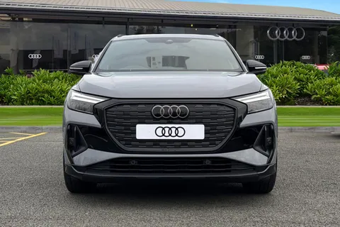  Audi Q4 e-tron 45 Black Edition Auto 5dr 82kWh Thumbnail #6