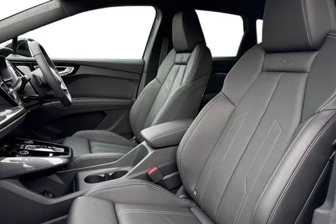  Audi Q4 e-tron 45 Black Edition Auto 5dr 82kWh Thumbnail #16