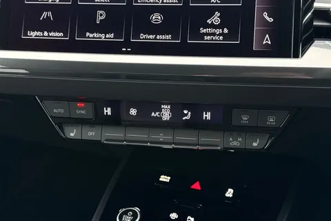  Audi Q4 e-tron 45 Black Edition Auto 5dr 82kWh Thumbnail #22