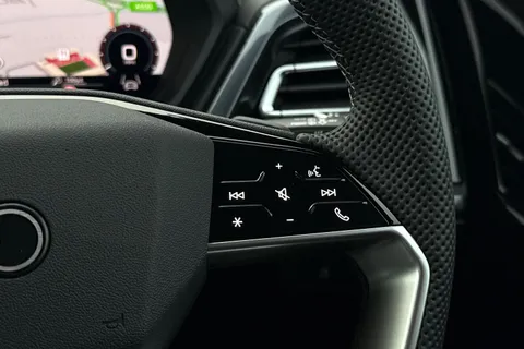  Audi Q4 e-tron 45 Black Edition Auto 5dr 82kWh Thumbnail #38