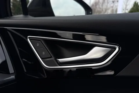  Audi Q4 e-tron 45 Black Edition Auto 5dr 82kWh Thumbnail #42