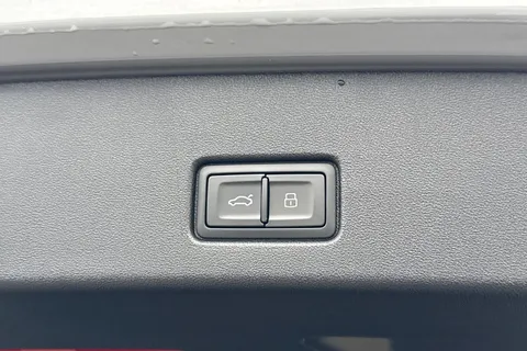  Audi Q4 e-tron 45 Black Edition Auto 5dr 82kWh Thumbnail #51