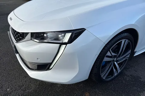 YA69ZMV PEUGEOT 508 1.6 PureTech GT Fastback EAT Euro 6 (s/s) 5dr Thumbnail #26