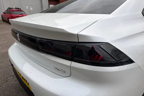 YA69ZMV PEUGEOT 508 1.6 PureTech GT Fastback EAT Euro 6 (s/s) 5dr Thumbnail #31