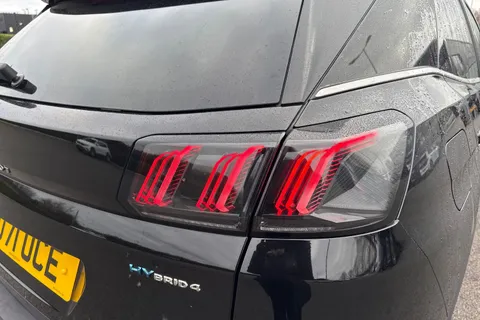 WU71OCE PEUGEOT 3008 1.6 13.2kWh GT e-EAT 4WD Euro 6 (s/s) 5dr Thumbnail #8