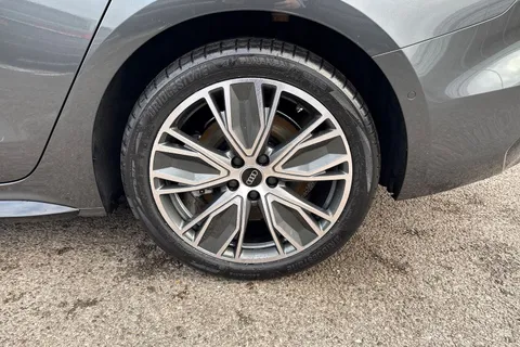  Audi A5 2.0 TDI S line Saloon S Tronic Euro 6 (s/s) 5dr Thumbnail #11