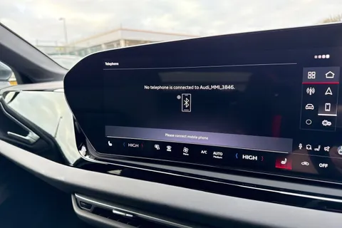  Audi A5 2.0 TDI S line Saloon S Tronic Euro 6 (s/s) 5dr Thumbnail #36