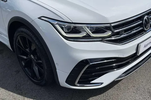 BJ70XYN Volkswagen Tiguan 2.0 TDI 4Motion R-Line 5dr DSG Thumbnail #17