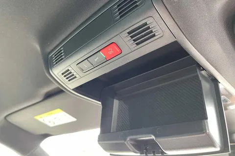 BJ70XYN Volkswagen Tiguan 2.0 TDI 4Motion R-Line 5dr DSG Thumbnail #45