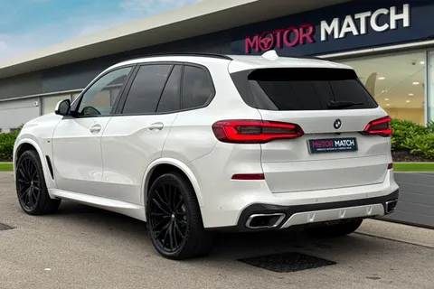 YH19LDG BMW X5 3.0 30d M Sport Auto xDrive Euro 6 (s/s) 5dr Thumbnail #3