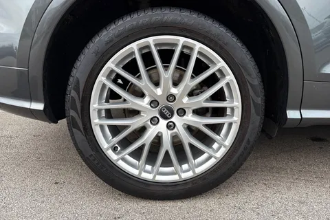 ND68JBU Audi Q5 40 TDI Quattro S Line 5dr S Tronic Thumbnail #7