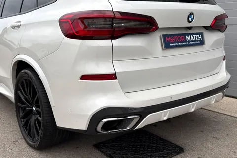 YH19LDG BMW X5 3.0 30d M Sport Auto xDrive Euro 6 (s/s) 5dr Thumbnail #16