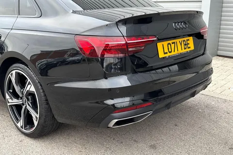 LO71YBE Audi A4 35 TFSI Black Edition 4dr S Tronic Thumbnail #17