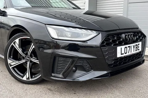 LO71YBE Audi A4 35 TFSI Black Edition 4dr S Tronic Thumbnail #18