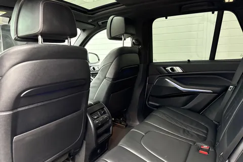 YH19LDG BMW X5 3.0 30d M Sport Auto xDrive Euro 6 (s/s) 5dr Thumbnail #36