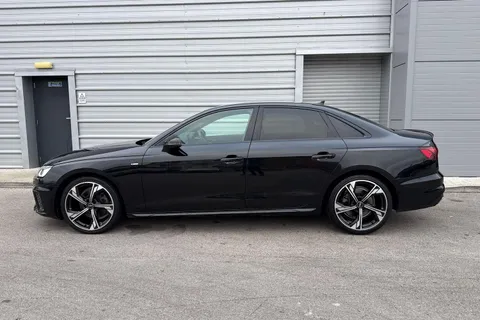 LO71YBE Audi A4 35 TFSI Black Edition 4dr S Tronic Thumbnail #31