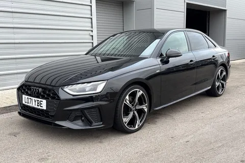 LO71YBE Audi A4 35 TFSI Black Edition 4dr S Tronic Thumbnail #32