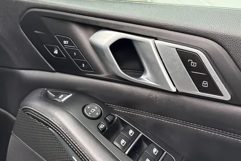 YH19LDG BMW X5 3.0 30d M Sport Auto xDrive Euro 6 (s/s) 5dr Thumbnail #42