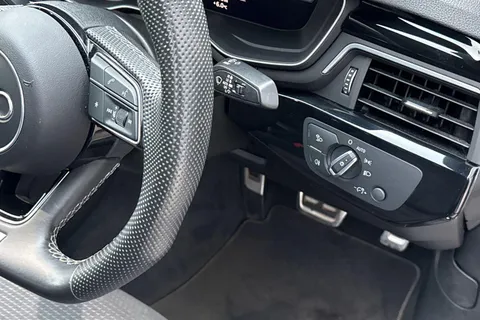 LO71YBE Audi A4 35 TFSI Black Edition 4dr S Tronic Thumbnail #41