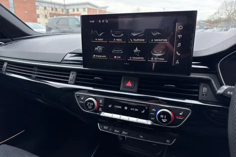 LO71YBE Audi A4 35 TFSI Black Edition 4dr S Tronic Thumbnail #42