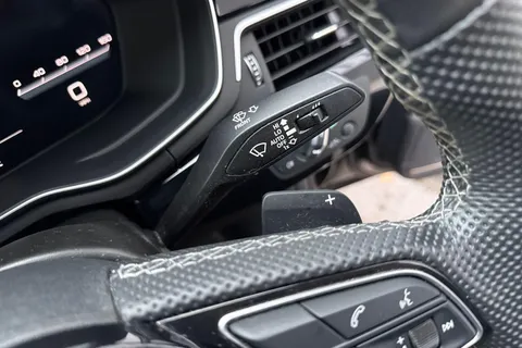 LO71YBE Audi A4 35 TFSI Black Edition 4dr S Tronic Thumbnail #55