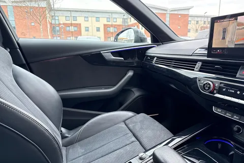 LO71YBE Audi A4 35 TFSI Black Edition 4dr S Tronic Thumbnail #61