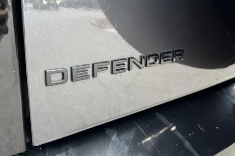 FG24NGU Land Rover Defender 3.0 D300 X-Dynamic HSE 110 5dr Auto [7 Seat] Thumbnail #35