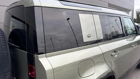 KR24BXS Land Rover Defender 3.0 D300 X-Dynamic HSE 110 5dr Auto [7 Seat] Thumbnail #34