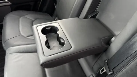 KR24BXS Land Rover Defender 3.0 D300 X-Dynamic HSE 110 5dr Auto [7 Seat] Thumbnail #39