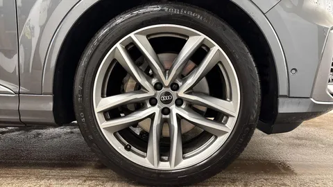 DE72KMF Audi Q7 S line 55 TFSI quattro 340 PS tiptronic Thumbnail #7