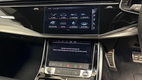 DE72KMF Audi Q7 S line 55 TFSI quattro 340 PS tiptronic Thumbnail #8