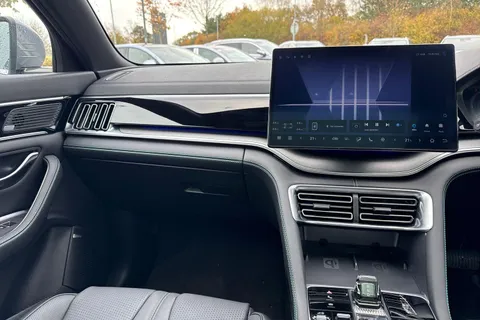 DE75UWG BYD Seal U 1.5 DM-i Boost 5dr Auto Thumbnail #14