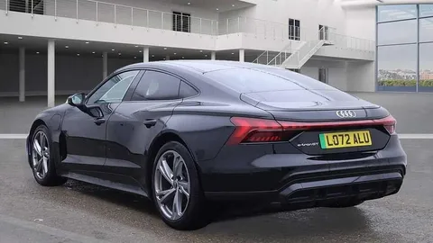 LO72ALU Audi e-tron GT    quattro 350,00 kW Thumbnail #3