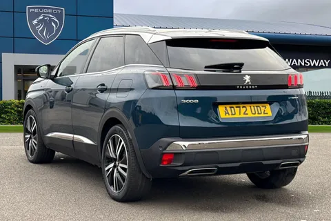 AD72UDZ PEUGEOT 3008 1.6 Hybrid4 300 GT Premium 5dr e-EAT8 Thumbnail #3