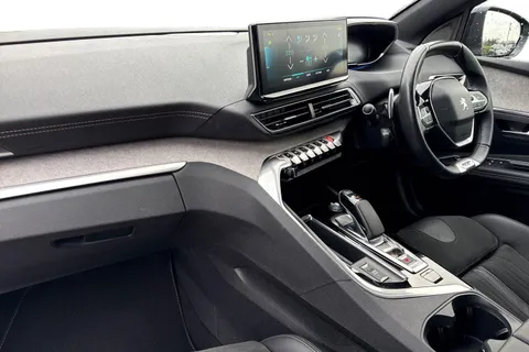 AD72UDZ PEUGEOT 3008 1.6 Hybrid4 300 GT Premium 5dr e-EAT8 Thumbnail #9