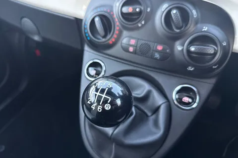 DN23AVO FIAT 500 1.0 MHEV Dolcevita Euro 6 (s/s) 3dr Thumbnail #21