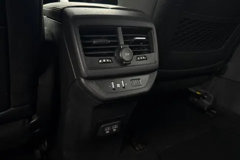 LO72CUU PEUGEOT 5008 1.5 BlueHDi GT EAT Euro 6 (s/s) 5dr Thumbnail #26