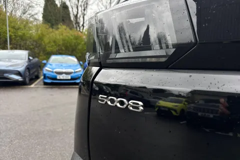 LO72CUU PEUGEOT 5008 1.5 BlueHDi GT EAT Euro 6 (s/s) 5dr Thumbnail #29