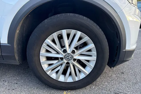 RK19VHW Volkswagen T-Roc 1.6 TDI S Euro 6 (s/s) 5dr Thumbnail #23