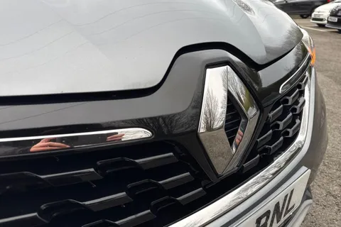 YM72BNL Renault Arkana 1.6 E-TECH S Edition Auto 2WD Euro 6 (s/s) 5dr Thumbnail #31