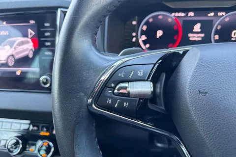 CX72OXV Škoda Karoq 2.0 TDI SE L DSG Euro 6 (s/s) 5dr Thumbnail #30