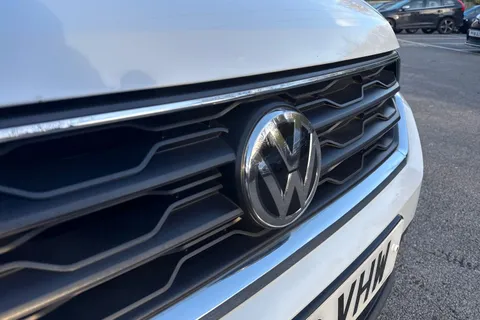 RK19VHW Volkswagen T-Roc 1.6 TDI S Euro 6 (s/s) 5dr Thumbnail #27