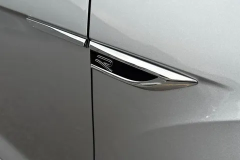 DE24OVG Volkswagen T-Roc 1.5 TSI R-Line 5dr DSG Thumbnail #25