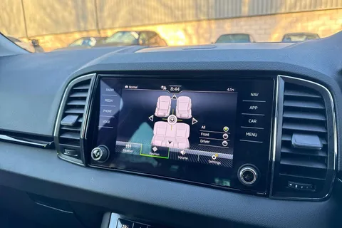 CX72OXV Škoda Karoq 2.0 TDI SE L DSG Euro 6 (s/s) 5dr Thumbnail #44