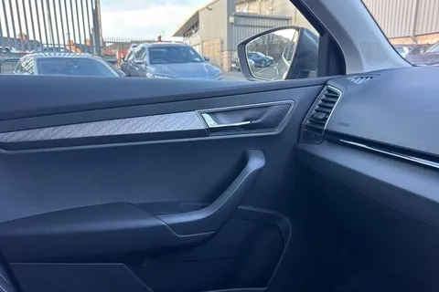 CX72OXV Škoda Karoq 2.0 TDI SE L DSG Euro 6 (s/s) 5dr Thumbnail #46